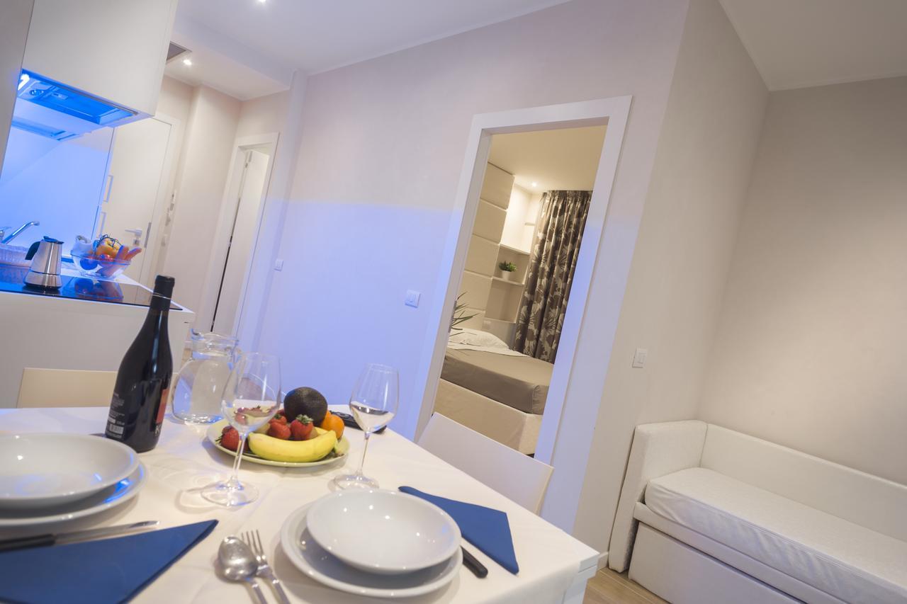 White Suite & Apartments Bellaria-Igea Marina Exterior photo